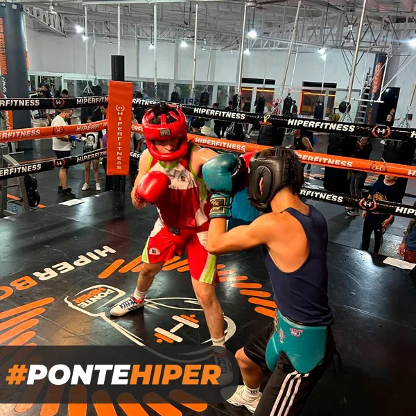 Ring y área de box de Hiperfitness
